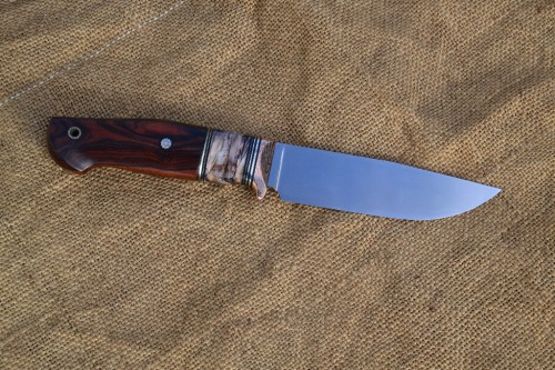 Нож Легионер - сталь RWL34, мокумэ, G10, стабилизированный зуб мамонта, айронвуд, карбоновые мозаичные пины.